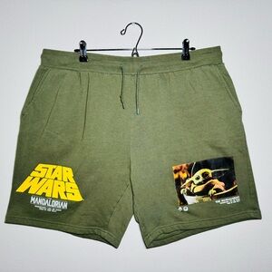Star Wars Mandalorian Men's Graphic Shorts Size XL Color Olive